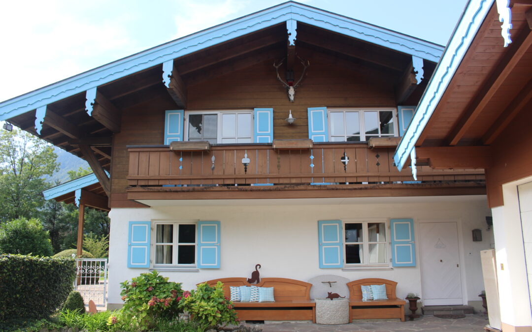 Verkauft: Landhausvilla mit Blick zur Kampenwand und Zellerhorn